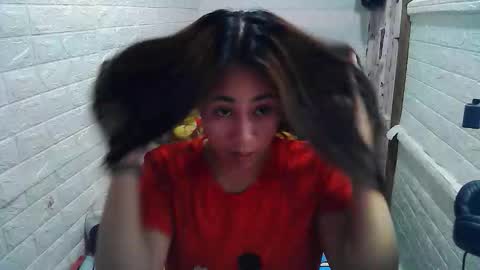 Snapshot of asian_sexydimples chatting on 11-20-25, 01:44 Trixie online show from 11-20-25, 01:44