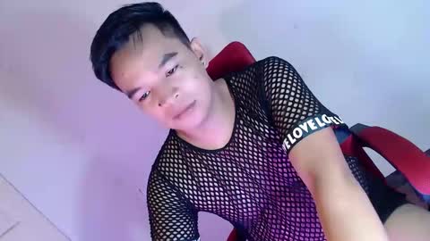Snapshot of asianash18 chatting on 05-31-26, 12:45 ASH online show from 05-31-26, 12:45