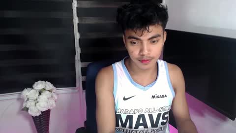 Fev online show from 02-13-25, 01:59