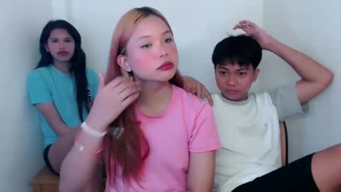   online show from 02-03-25, 05:07