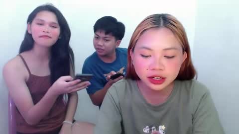   online show from 02-11-25, 08:05