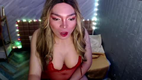 Snapshot of asiandollxxx4u chatting on 04-02-26, 04:32 BELLA NOTCH online show from 04-02-26, 04:32