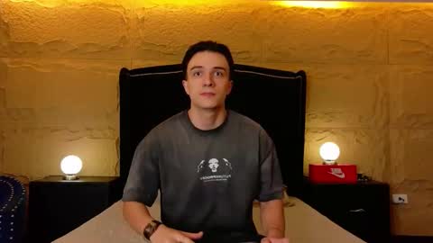 Snapshot of aslanfox_ chatting on 04-19-26, 04:01 Aslan online show from 04-19-26, 04:01