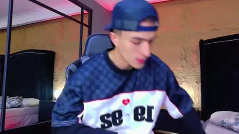Snapshot of aslanfox_ chatting on 05-30-26, 12:30 Aslan online show from 05-30-26, 12:30