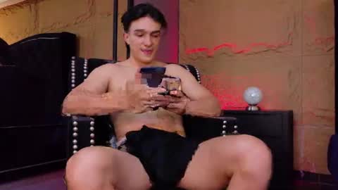 Snapshot of aslanfox_ chatting on 07-15-26, 12:49 Aslan online show from 07-15-26, 12:49