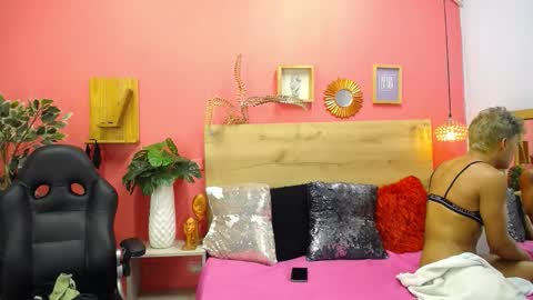 Snapshot of aslyhernandez chatting on 03-16-26, 12:42 ASLY online show from 03-16-26, 12:42