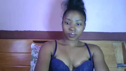 asmiraa online show from 02-20-26, 07:32
