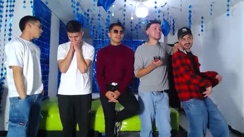 THOMAS AND DAMIAND online show from 02-20-25, 01:14