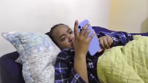 Snapshot of atara_seren chatting on 05-24-26, 06:40 atara_seren online show from 05-24-26, 06:40