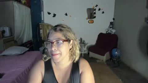 atenea412929 online show from 11-07-25, 09:48