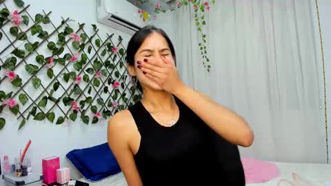 Atenea online show from 03-26-26, 02:50