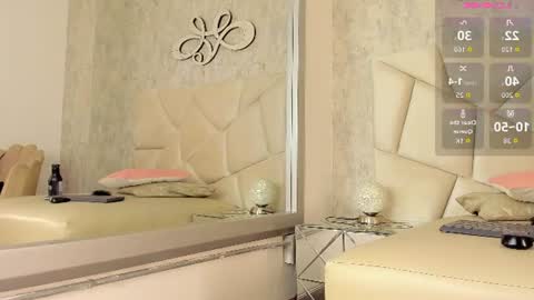 atenea lux online show from 06-12-26, 04:11