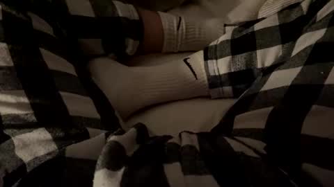 Undress a hung twink  online show from 12-14-24, 06:52