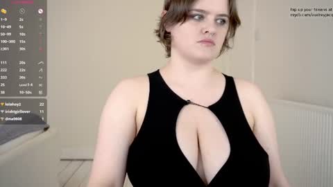 Snapshot of audreyjacq chatting on 07-18-26, 02:32 Audrey Jacq online show from 07-18-26, 02:32