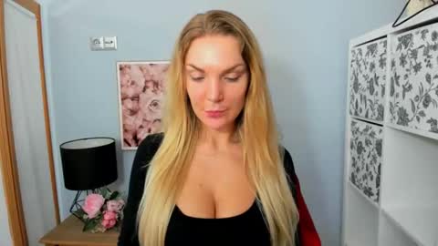 AulloraSensual online show from 02-14-25, 03:47