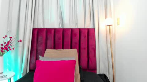 Aura Stone online show from 12-07-24, 04:47