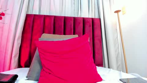 Aura Stone online show from 12-13-24, 09:30