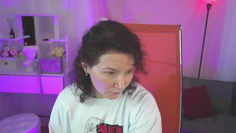Aurelia online show from 05-16-26, 08:00