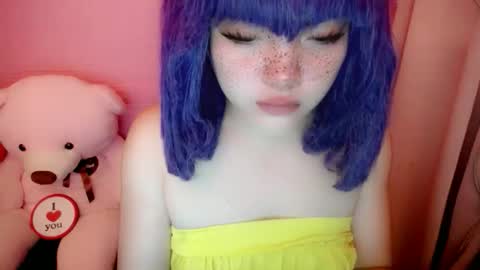 Snapshot of aurora_more chatting on 05-29-26, 11:14 cute online show from 05-29-26, 11:14