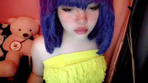cute online show from 07-12-26, 12:01