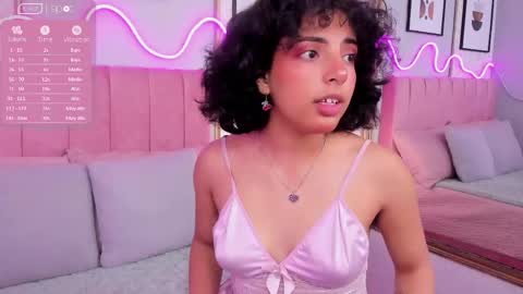 Mariana  online show from 05-30-26, 03:25