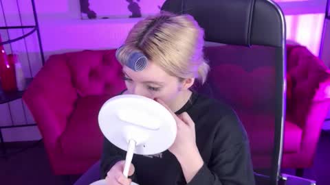 aurorawrenfield online show from 03-17-26, 01:32