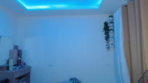 Snapshot of aus_thin02 chatting on 09-30-25, 06:57 Austin online show from 09-30-25, 06:57