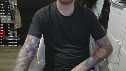 Snapshot of ausmopolitan chatting on 02-10-26, 02:37 ausmopolitan online show from 02-10-26, 02:37