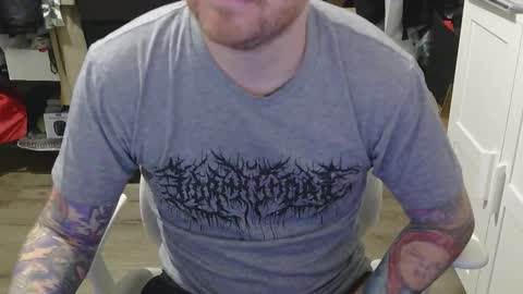 Snapshot of ausmopolitan chatting on 02-11-26, 11:54 ausmopolitan online show from 02-11-26, 11:54