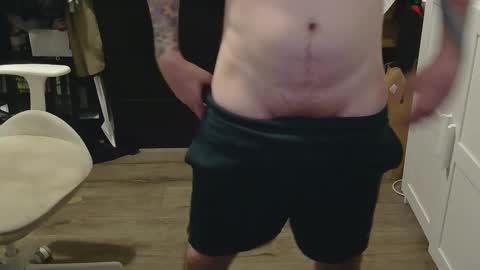 Snapshot of ausmopolitan chatting on 03-23-26, 11:09 ausmopolitan online show from 03-23-26, 11:09