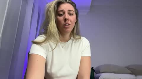 aussielulu online show from 04-11-26, 08:51