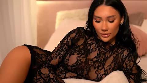 Ava online show from 03-19-26, 01:31