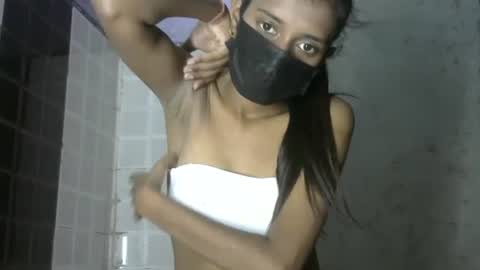 avery_lust01 online show from 06-03-26, 05:21