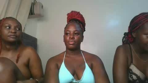 avian_babe1 online show from 06-14-26, 02:24