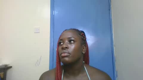 Snapshot of avian_babe1 chatting on 06-18-26, 09:14 avian_babe1 online show from 06-18-26, 09:14
