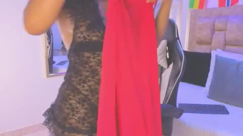 Snapshot of avis_lara chatting on 06-19-26, 06:56 AVIS online show from 06-19-26, 06:56