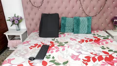 Avril... online show from 03-31-26, 12:38