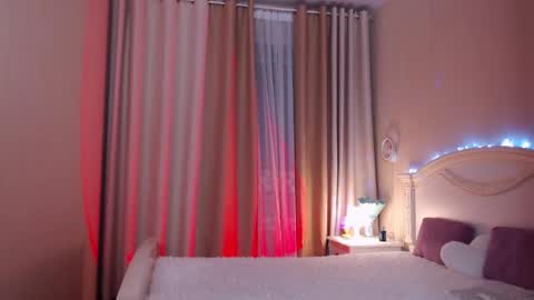 Avrora Inst online show from 03-27-26, 09:47