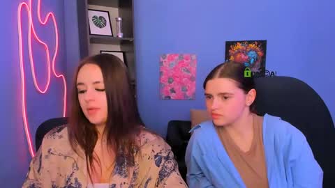awesomeemma_ online show from 05-05-26, 11:07