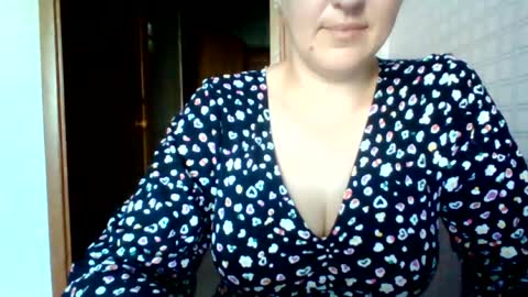 awesomeladyy online show from 08-01-26, 08:35