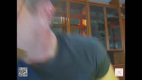 HappyNewSky here online show from 02-10-25, 08:53