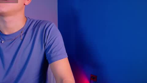 Snapshot of axe_lblaze_ chatting on 02-19-26, 07:10 Axel online show from 02-19-26, 07:10