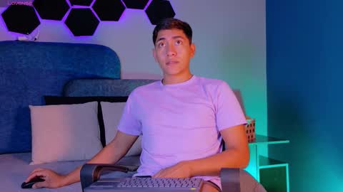 Snapshot of axe_lblaze_ chatting on 02-24-26, 06:39 Axel online show from 02-24-26, 06:39