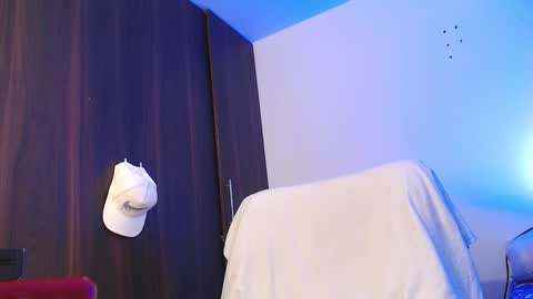 Snapshot of axel_7070 chatting on 11-08-25, 12:16 Independiente Model online show from 11-08-25, 12:16