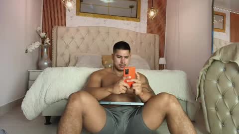 Axel Daviss online show from 04-23-26, 04:42