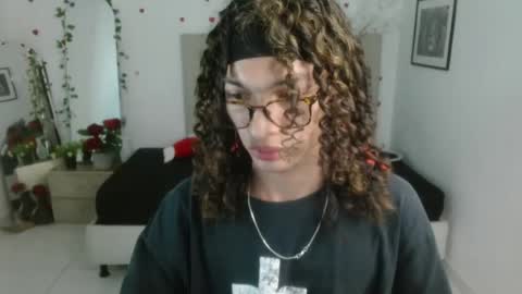 Snapshot of axel_fox7 chatting on 06-08-26, 01:28 Axel online show from 06-08-26, 01:28