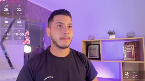 axel_grey_ online show from 06-26-26, 12:31
