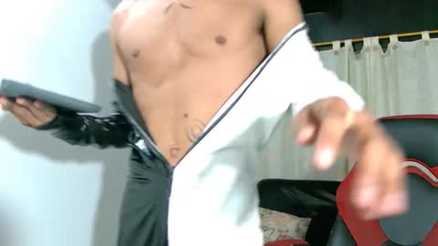 axel_thin online show from 04-14-26, 02:06