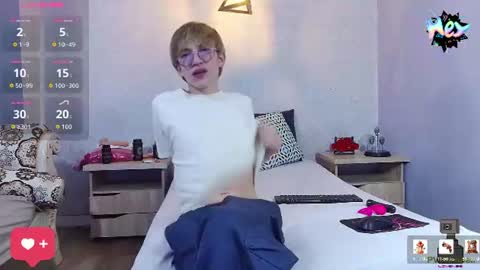 axell_stone online show from 07-08-26, 08:46