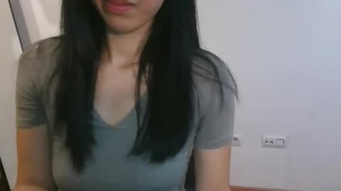 Snapshot of axuepetitt chatting on 02-09-26, 10:14 axue online show from 02-09-26, 10:14